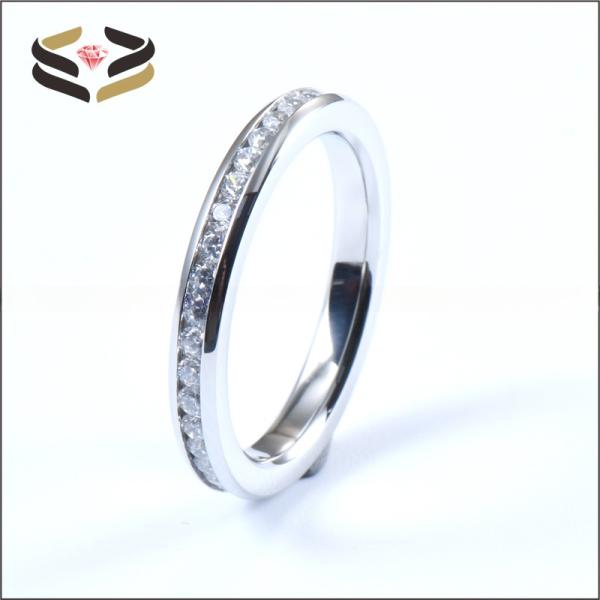 Women'S Titanium Wedding Band 4mm With Cubic Zircon Inlay Third Party Appraisal Certification