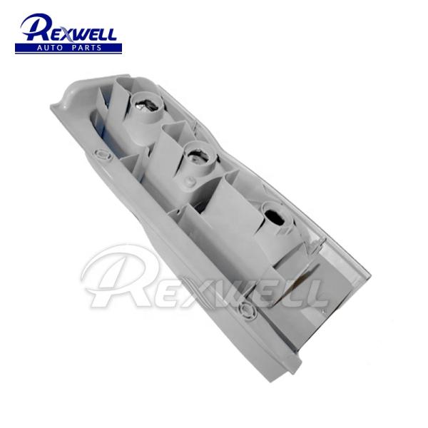 Associações de iluminação traseira para Nissan Urvan E25