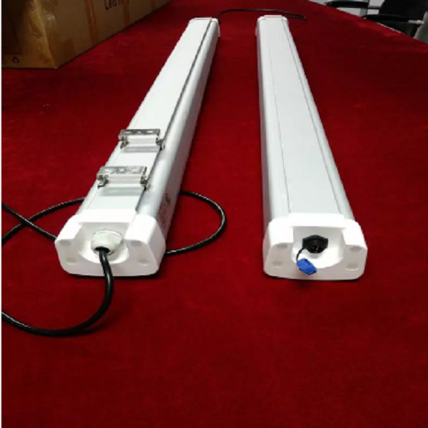 Трубка СИД фабрики водоустойчивая, Tri школа лампы 30W-120W AC100-347V доказательства