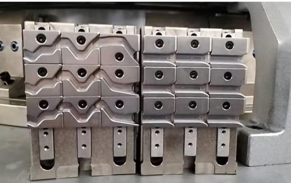 Steel Circular Knitting Machine Spare Parts Alloy Cams 0.5kg With Various Options