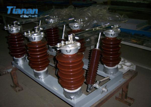 12 - 35KV Indoor High Voltage Disconnect Switch For Protect And Control