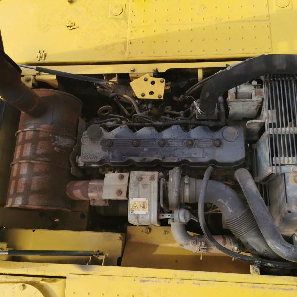 Excavadora Komatsu PC220LC de segunda mano con bomba hidráulica original en Shanghai