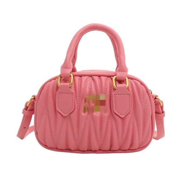 Summer Women's Small Leather Messenger Bag with Mini Pleated Pattern and ZIP Closure