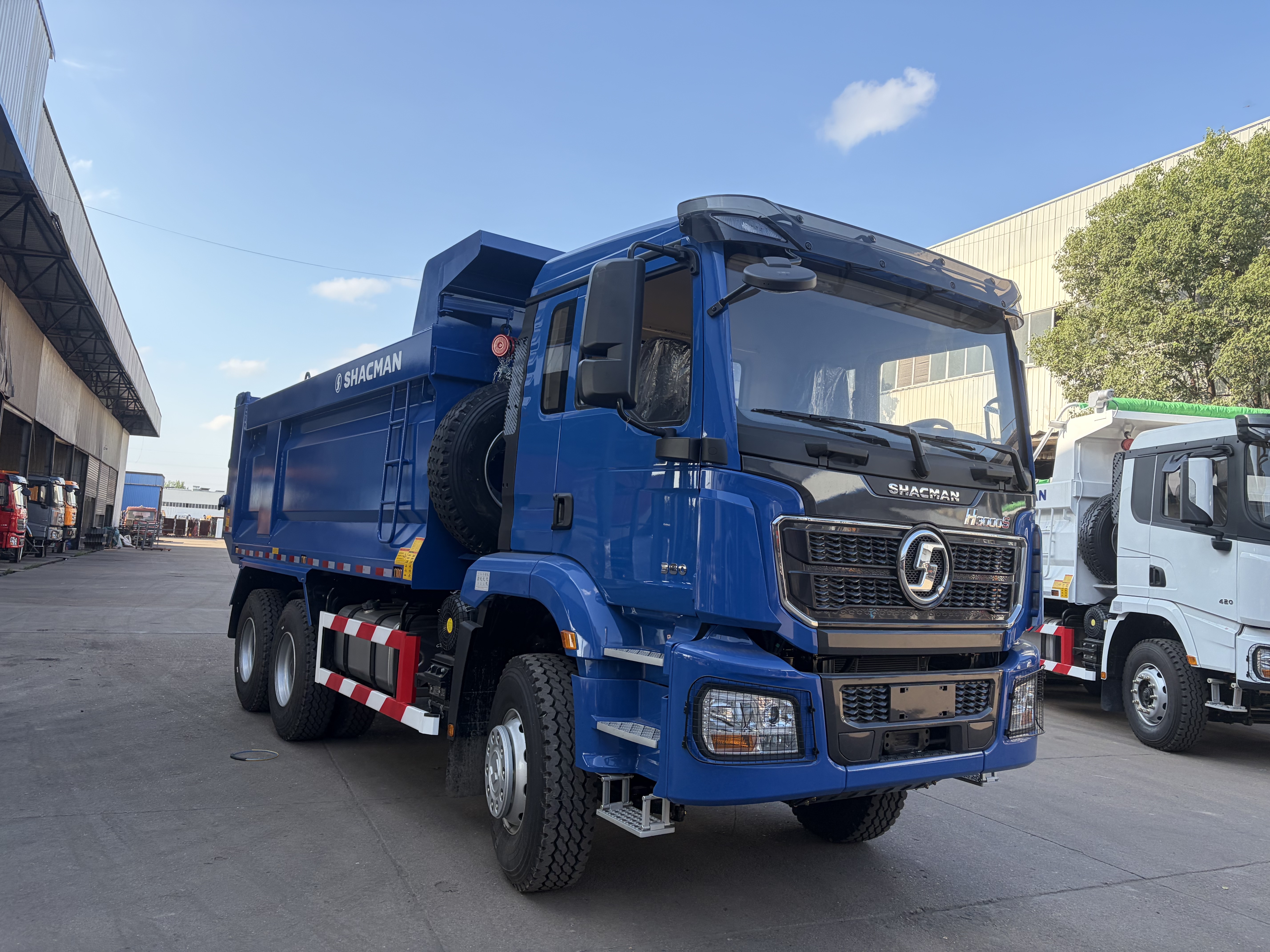 China Shacman H3000S 10 Wheel Dump Truck Manufacturer | 380HP Heavy Duty U Shape Tipper