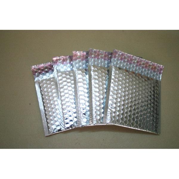 Insulated silver aluminum metallic poly bubble mailer