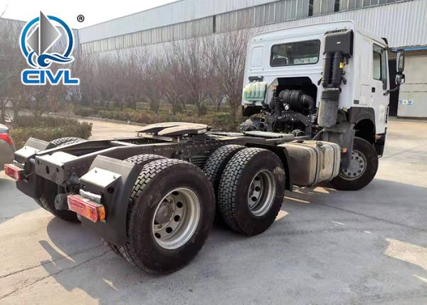 10 Wheel Sinotruk Tractor Truck WD615.96E Engine 6x4 371hp Howo Tractor Head
