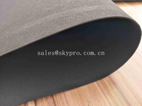 Shockproof Closed Cell Black EVA Foam Sheets 1.5mm Non - Toxic Glossy Surface