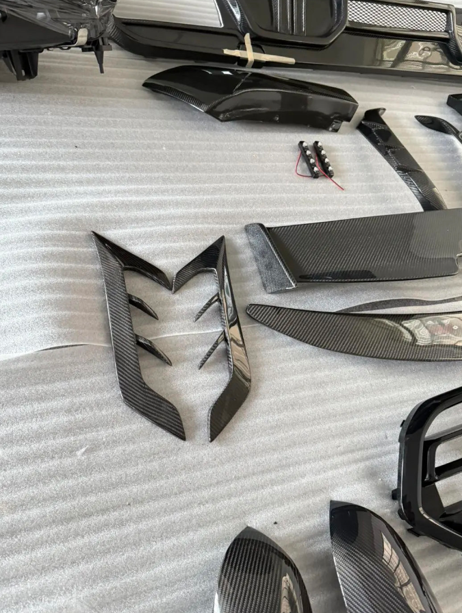 LD Style Carbon Fiber Body Kit BMW Body Kit For X5M F95 Rear Diffuser Spoiler