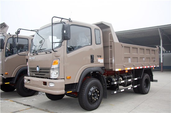 SINOTRUK 4x2 8 Tons Small Volume Sand Tipper Truck for Sale