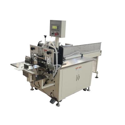 Machine à emballer des sacs mous en papier tissé à serviette semi-automatique facile à utiliser