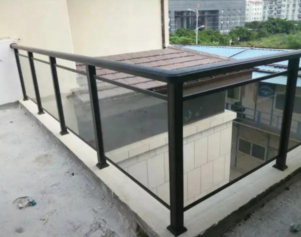 OEM ODM Stainless And Glass Balustrade Balcony Glass Steel Railing For Versatile Compatibility