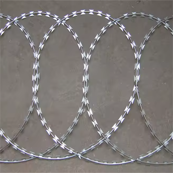 Hot Dipped Galvanized Razor Wire with 0.5mm Thickness and 450mm Coil Diameter