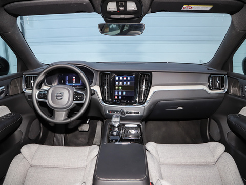 Luxury Geely Vol-vo S60 Hybrid Vehicle Car for Medium Sized SUV Home Automobile