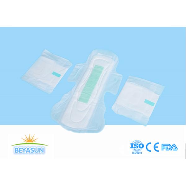 Женщины физиологопсихологического периода длинные нося санитарные пусковые площадки для тяжелого кровотечения