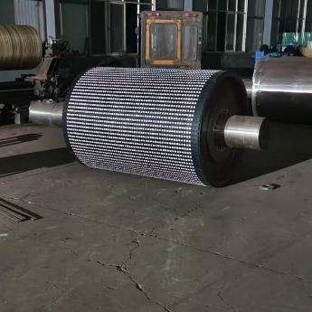 Ceramic Lagged Conveyor Belt Drive Pulley Anti Slip Wear Resistant For Mining Systems