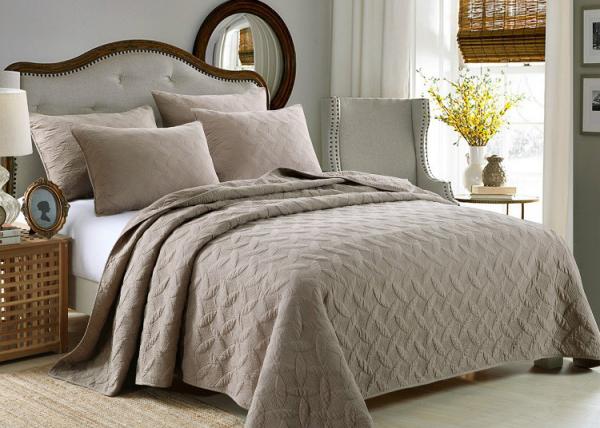 Cotton Embroidered Dye Full Size Quilts And Shams 3 Pcs Color Customized