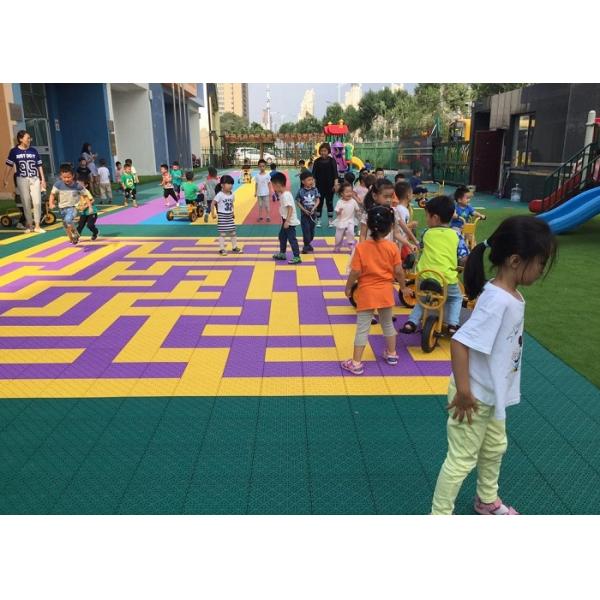 No Smelly Fire Resistant Colorful Kids Playroom Flooring With Drainage System