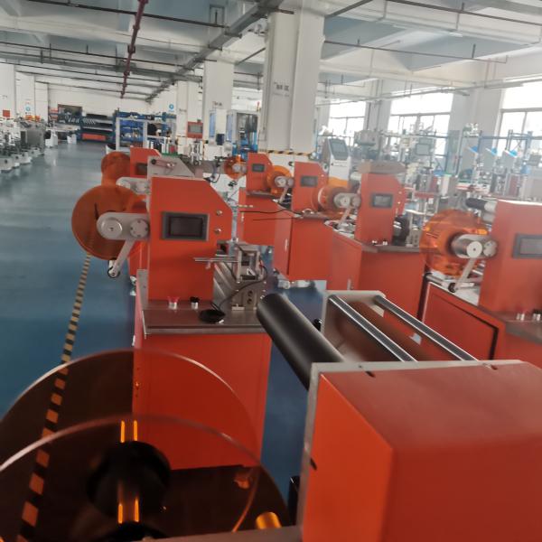 220VAC 0.2KW Iron And Clothes Folding Machine 600 Pieces / Hour High Efficiency