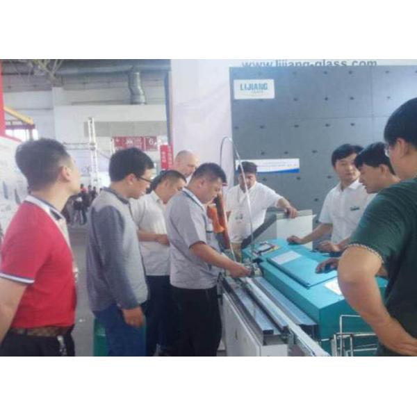 Double Glass Extrusion Coating Machine Pressure Resistance With Pneumatic Component