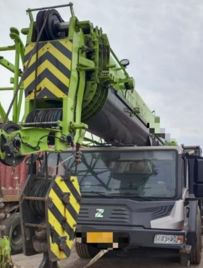 Used Truck Crane Zoomlion Model ZTC1300V863 ZTC251V562-1 50.9m Main Boom