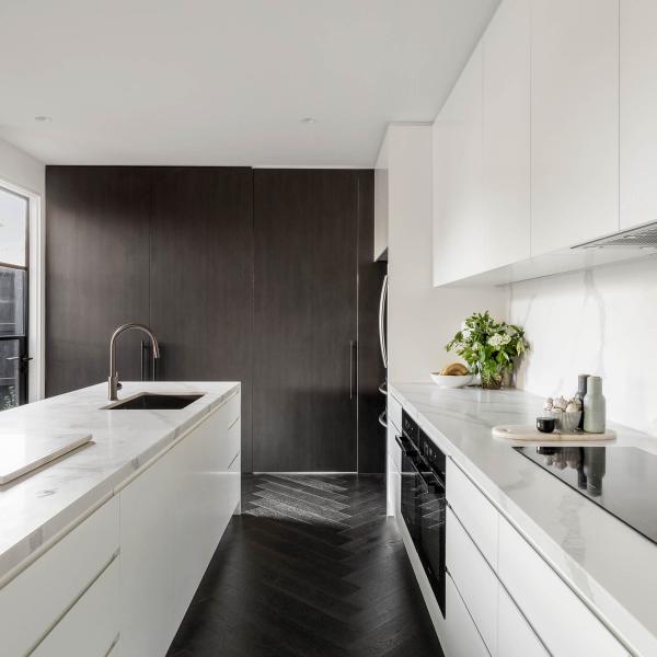 Modular Flat Pack White Matt Lacquer Kitchen Cabinet Furniture Design With Island