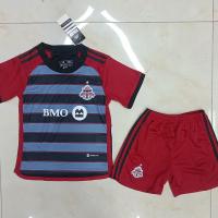 Chemises faites sur commande rouges du football de nom de débardeurs de football d'enfants