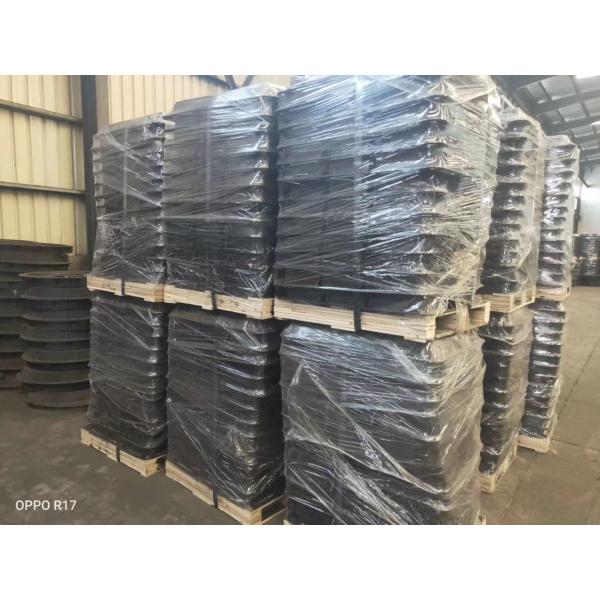 Tapa de registro de hierro dúctil 675 X 675 con material GGG50 y cierre de clip EN124 B125