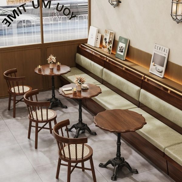Vintage Style Restaurant Furniture Set Coffee Shop Solid Wood Table and Chairs Coffee Shop Booth Sofa Combination Furniture Set