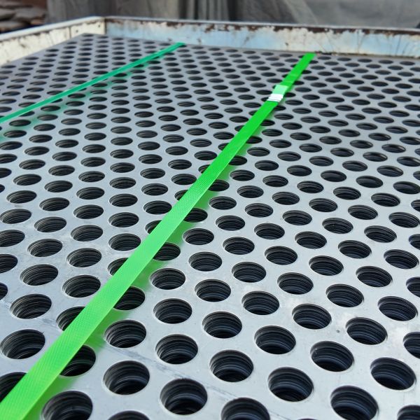 Warehouse Rack Galvanized Perforated Steel Grating Baffle 1000*2000mm