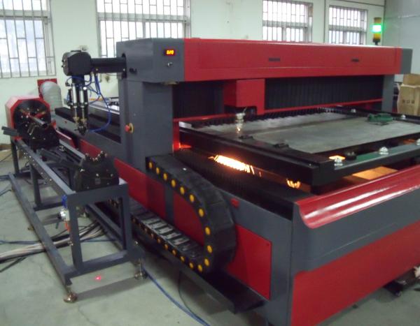 Metal Pipe and Round Tube 650 Watt  YAG Laser Cutting Machine for Metal Structure