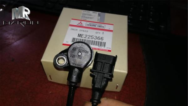 4m502 Mitsubishi Engine Parts , Mitsubishi Speed Sensor Me225366-F