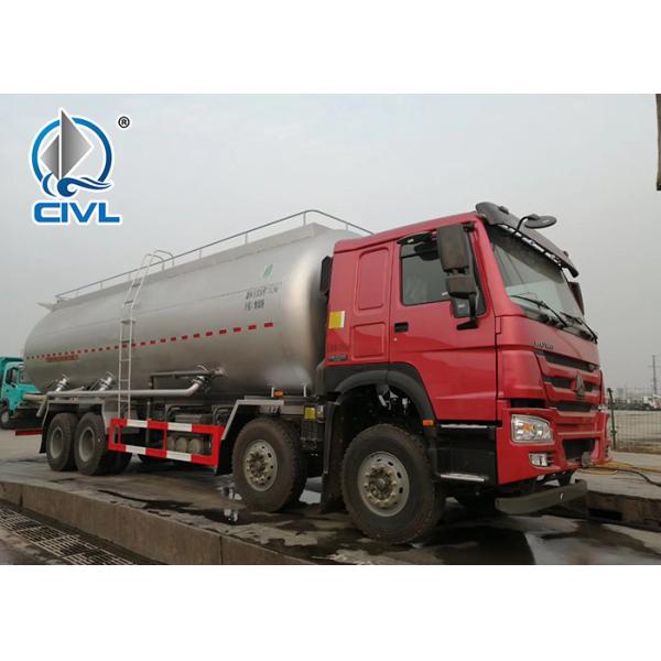 Green 8x4 38000L Oil Tanker Truck with 400L Fuel Tank , 380 Horsepower