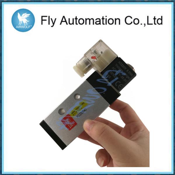 3 / Acier inoxydable pneumatique 5 de 2 de manière de Xq de série vannes électromagnétiques - 50℃ XQ230640