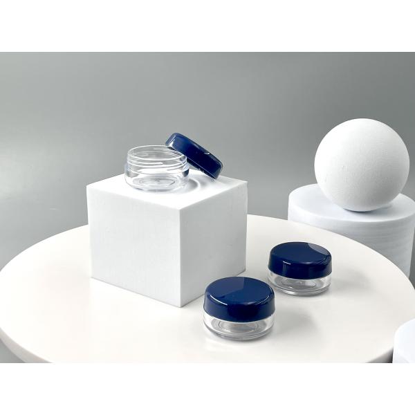 Cuadro de lentes de contacto y accesorios para cuidado personal industrial en diseño lindo