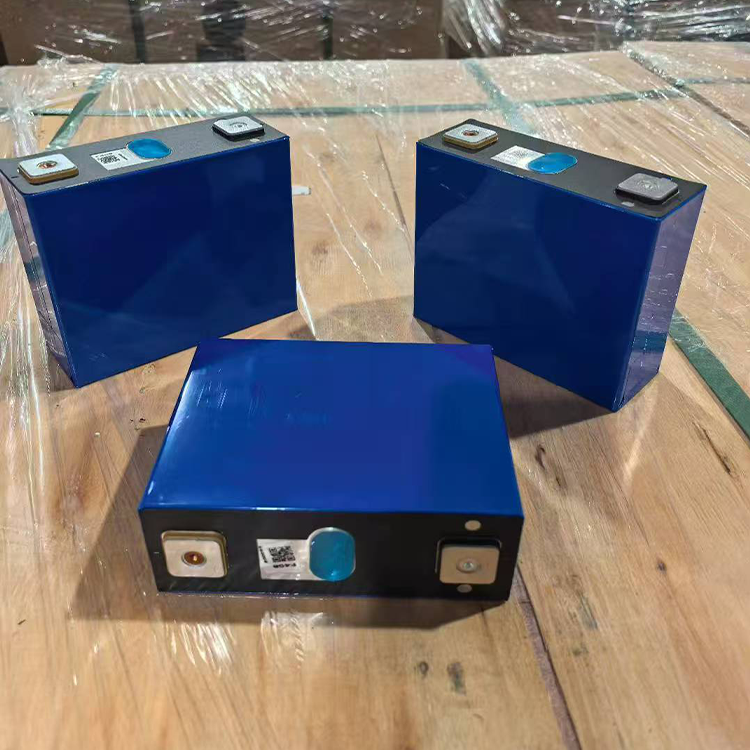 A+ Grade 3.2V 104Ah Household Energy Storage Prismatic Lithium-ion Battery Lifepo4 Battery