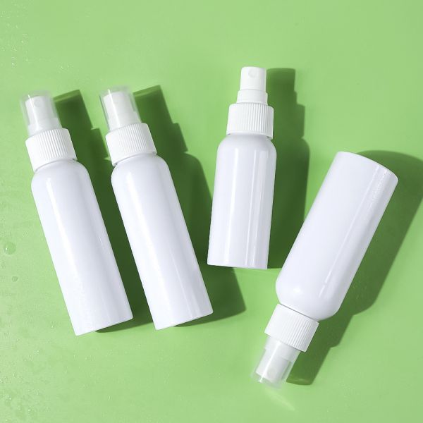 Amber Dark Green White Clear PET Plastic Spray Bottle with White Spray Pump and Recyclable PET Material