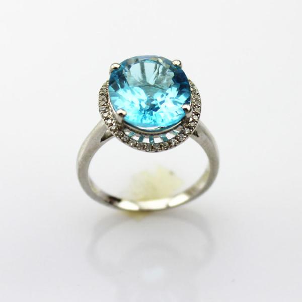 White Gold Plated 925 Silver Ring with Oval Blue Topaz  Cubic Zircon  (R265)