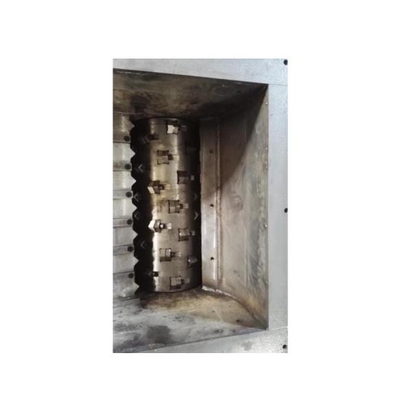 4500kg Unit Weight Plastic Shredder Machine With Rotary Cutter Shaft Durable 600-800 Kg/H