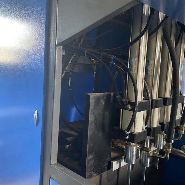 2024 Ano Máquina de moldagem de sopro de garrafas PET semiautomática de 6L com sistema PLC da Siemens