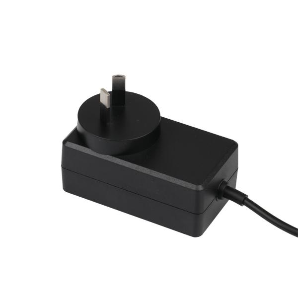 壁に取り付けられた2.5A 9Vの転換の電源のアダプター24WはAustrialのプラグによって出力した