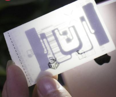 Access Control Washable RFID Laundry Tag UHF Garment RFID Barcode Clothing Label