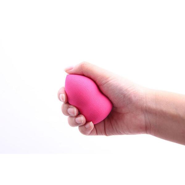 Flawless Beauty Blender Sponge Latex Free Seamless Non Deformation Curved