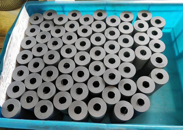Подгонянное PTFE соединило поршень произведенный автоматической машиной с обработкой пара