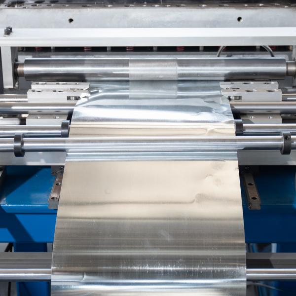 2600*2100*1500 Máquina de fixação automática de lâminas de serra de lâmina de metal para caixa de papel alumínio