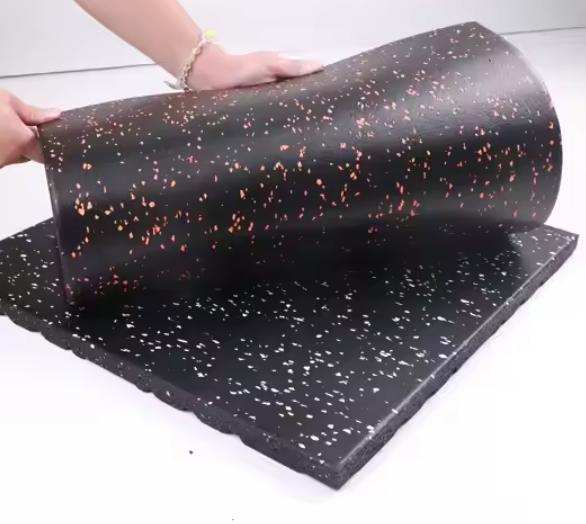 Carreaux de revêtement de sol en caoutchouc de gymnase feuille de caoutchouc EPDM de différentes tailles