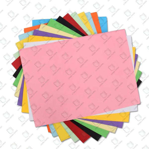 Papel colorido sem revestimento 100% de pasta de madeira para impressão offset