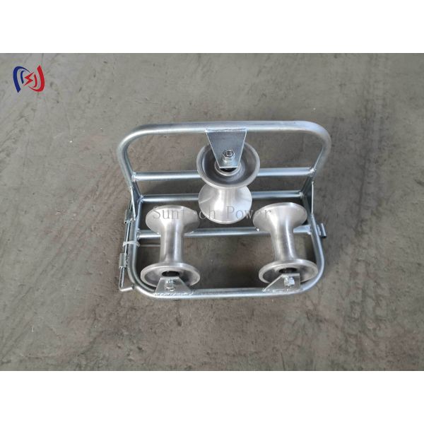 Professional 10KN Rated Load Corner Ground Roller with 120-200mm Applicable Cable Diameter and Corrosion Resistant Construction
