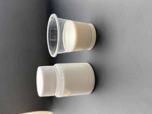 Resistência química Resina acrílica epoxi à base de água de dois componentes para peças automotivas