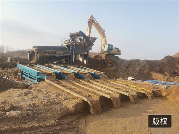 Highe Tension Steel 200TPH Solid And Gravel Washing Plant With 4 Sluice Boxes