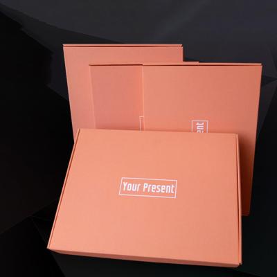 Caixa de correio corrugada Kraft Roupas Calçados Caixa de embalagem de papel personalizada